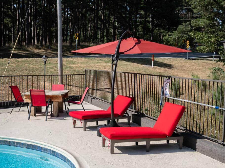 Stonegate Lodge 2 Queen Beds Fast Wifi 50" Tv Salt Water Pool Room #207 Юрика Спрингс Экстерьер фото